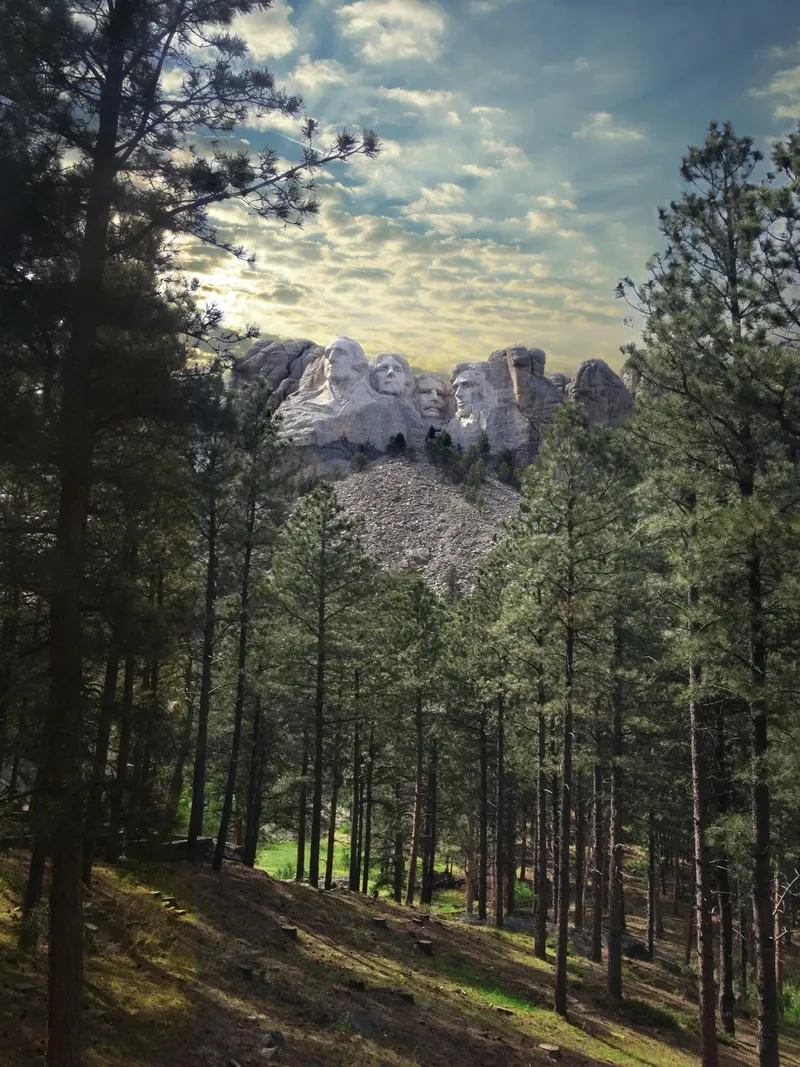 Mount Rushmore view 4