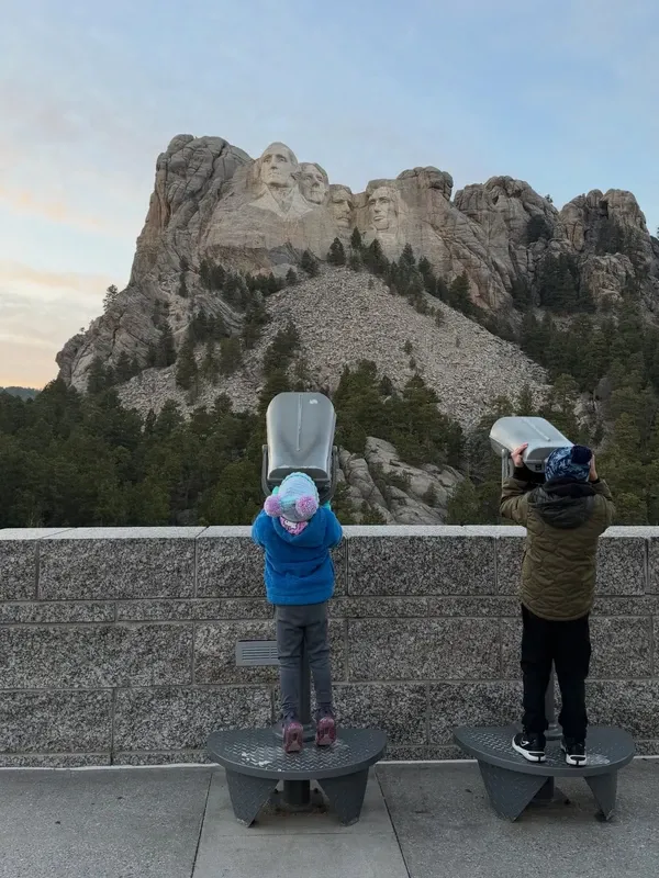 Mount Rushmore visitor photo 6